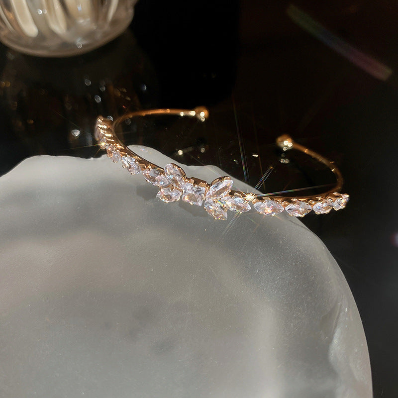 European and American retro zircon grid bracelet light luxury high-end niche bracelet fashion exquisite temperament versatile jewelry women