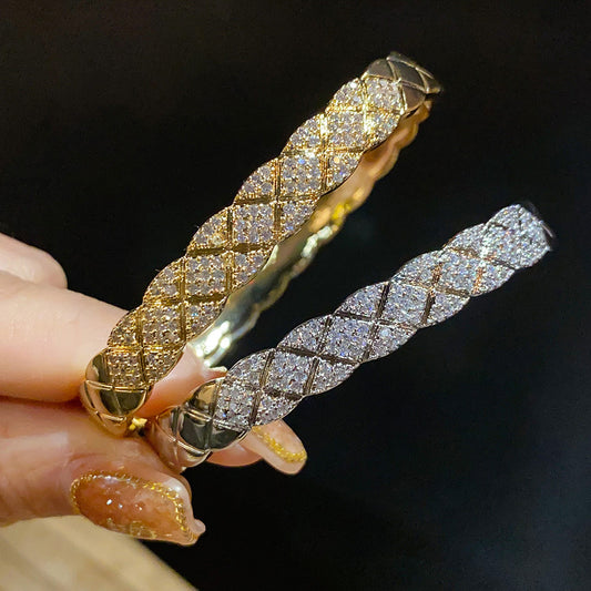 European and American retro zircon grid bracelet light luxury high-end niche bracelet fashion exquisite temperament versatile jewelry women