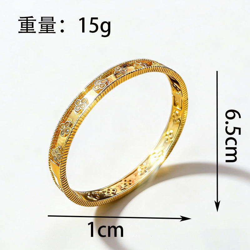 Stylish small and fresh three-dimensional four-leaf flower-shaped copper inlaid zircon bracelet, simple niche design girl bracelet spot