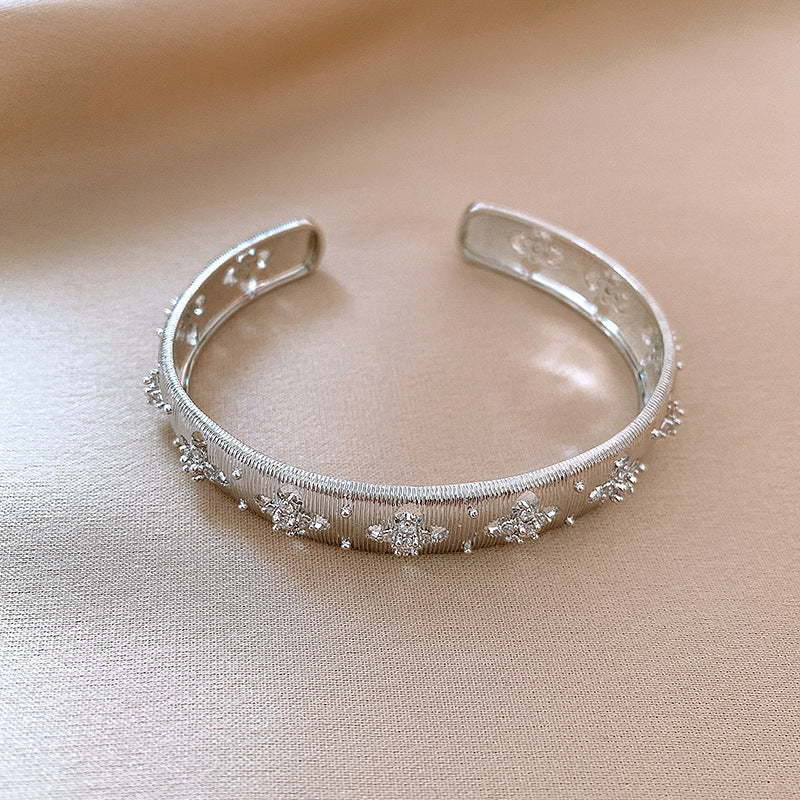 European and American retro zircon grid bracelet light luxury high-end niche bracelet fashion exquisite temperament versatile jewelry women