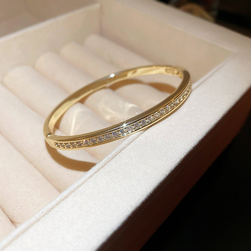 European and American retro zircon grid bracelet light luxury high-end niche bracelet fashion exquisite temperament versatile jewelry women