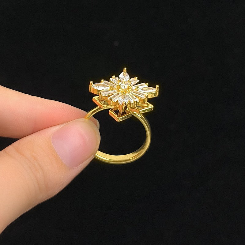 Full diamond rotating flower ring, four-leaf clover copper plated real gold ring, lucky grass guardian index finger ring opening adjustable