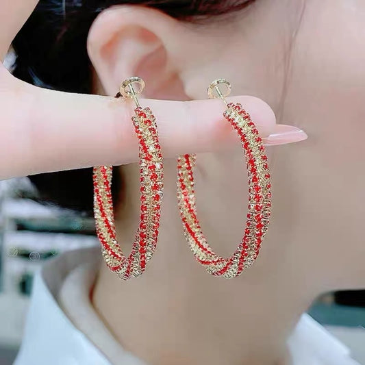 High-end circle black red full diamond gold circle earrings women's retro fashion spiral light luxury atmospheric ear jewelry