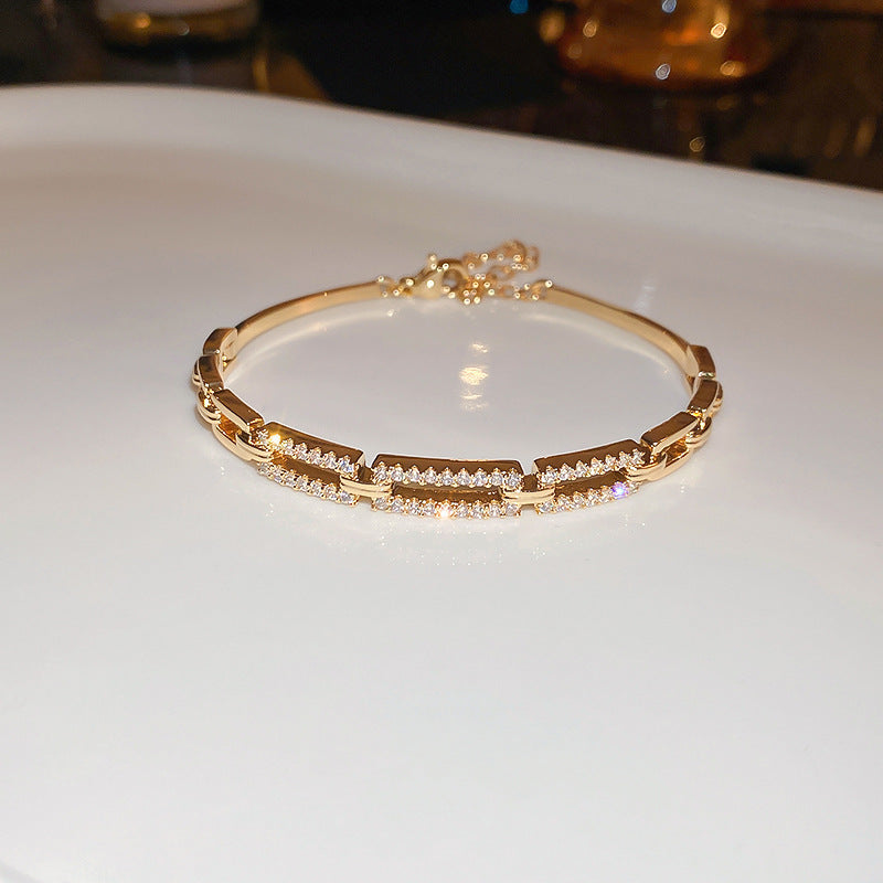 European and American retro zircon grid bracelet light luxury high-end niche bracelet fashion exquisite temperament versatile jewelry women