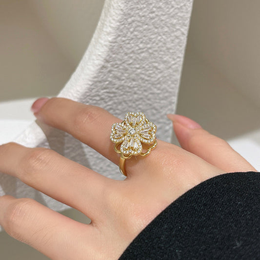 Full diamond rotating flower ring, four-leaf clover copper plated real gold ring, lucky grass guardian index finger ring opening adjustable
