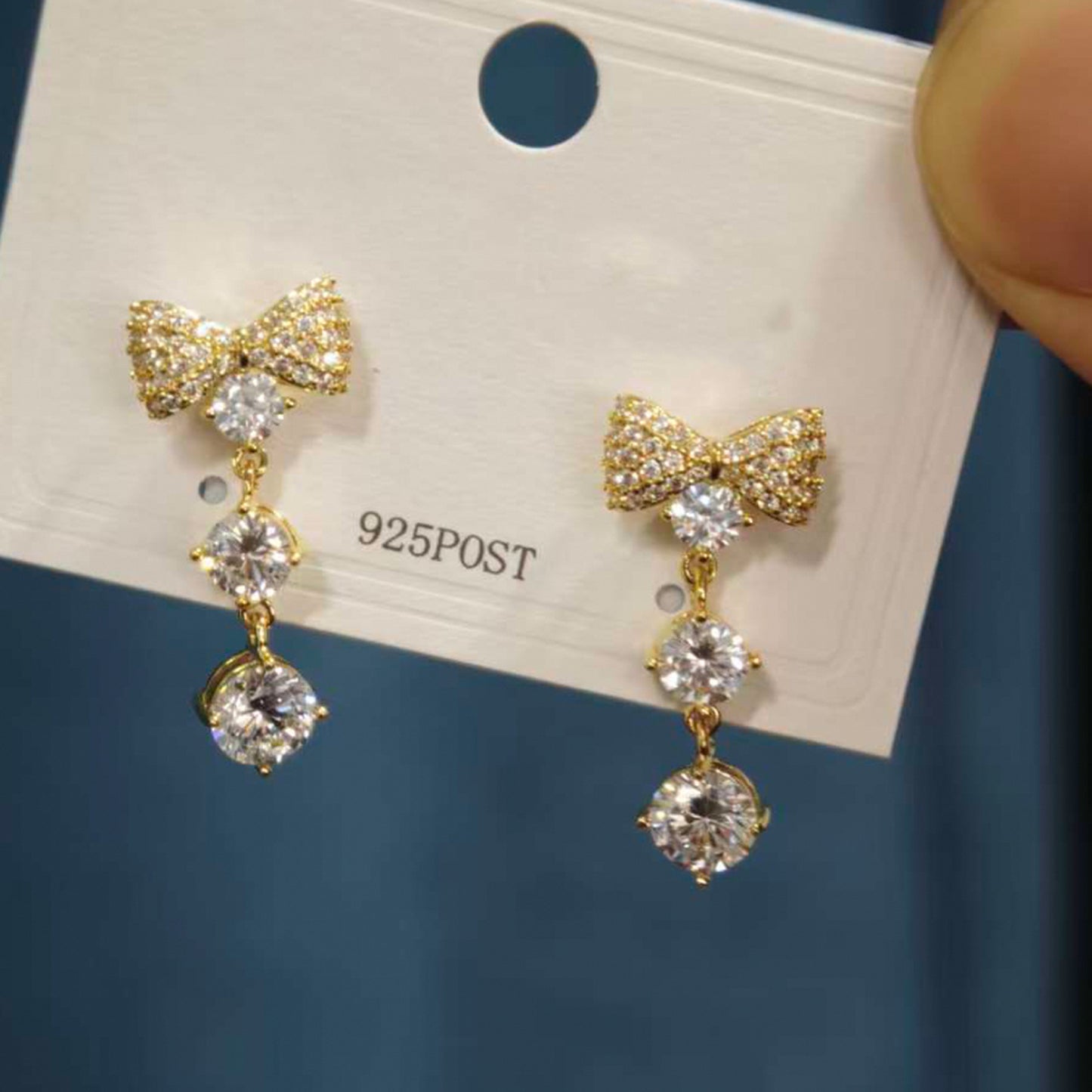 Internet celebrities with the same bow zircon stud earrings women's niche earrings temperament versatile holiday gift butterfly tassel earrings