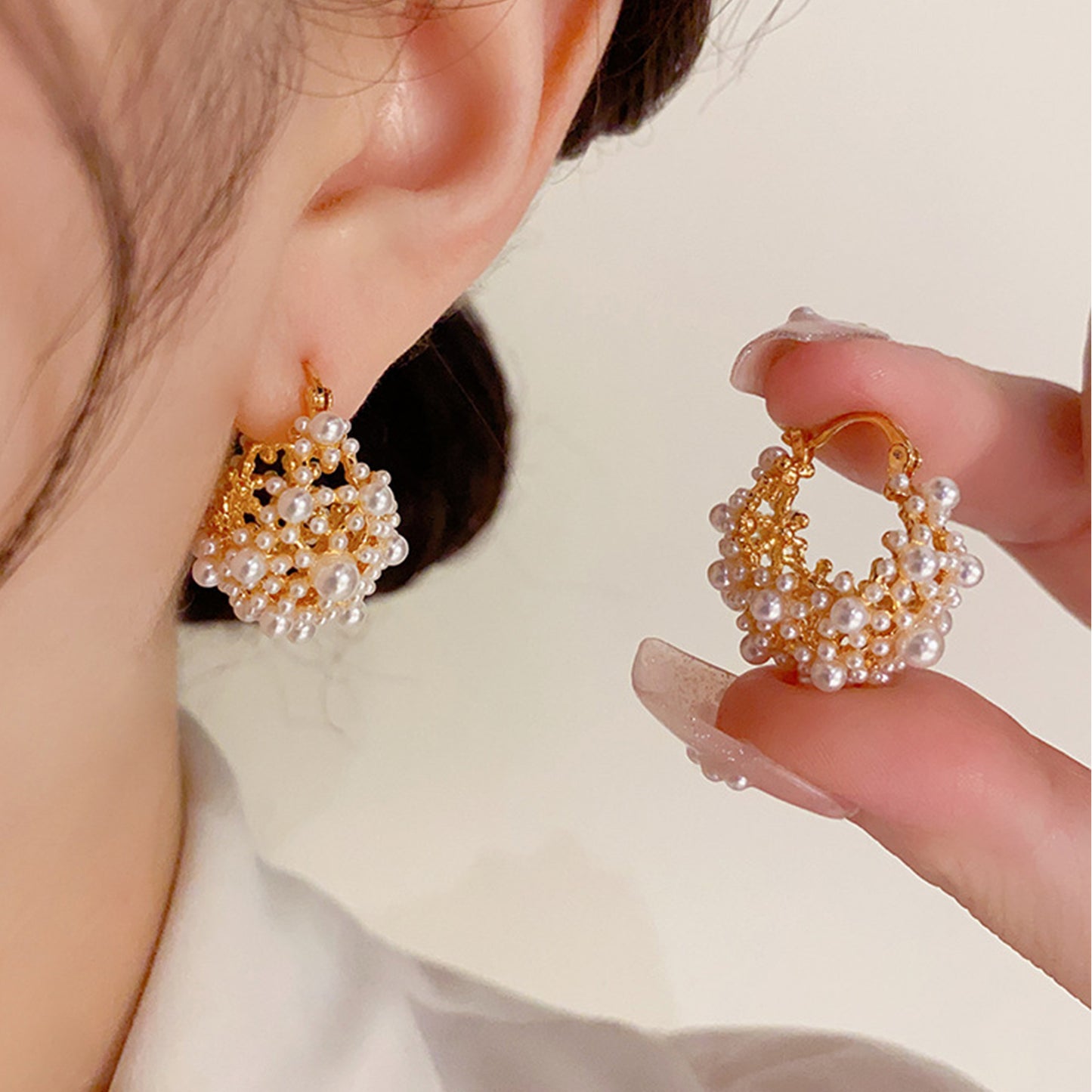 18K real gold electroplating fashion light luxury temperament pearl flower basket ear buckle women's niche design sense high-grade sweet earrings